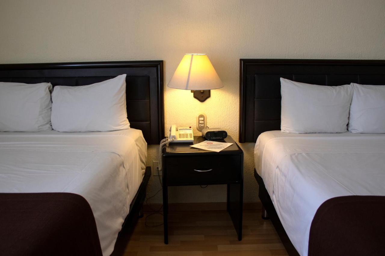Hotel Santa Irene Guadalajara Zewnętrze zdjęcie