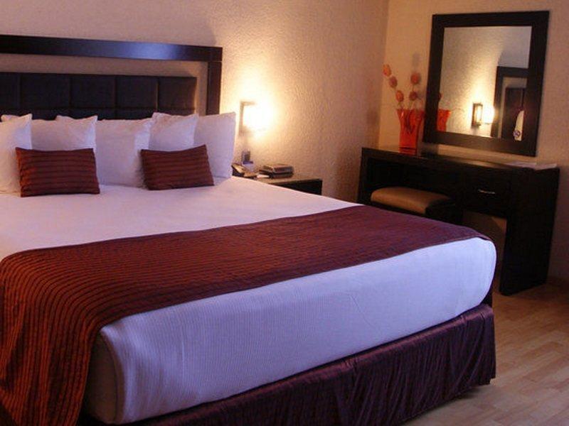 Hotel Santa Irene Guadalajara Zewnętrze zdjęcie